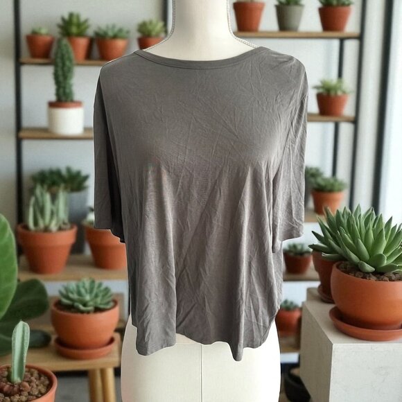 UNIVERSAL STANDARD Greige Open Back T Shirt Size Small - Picture 1 of 5